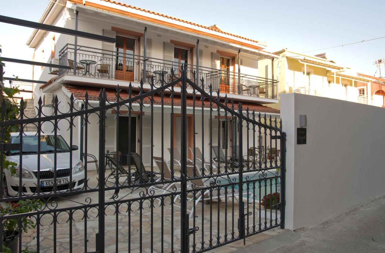 Nicola'S Apartments Kassiopi Exterior photo
